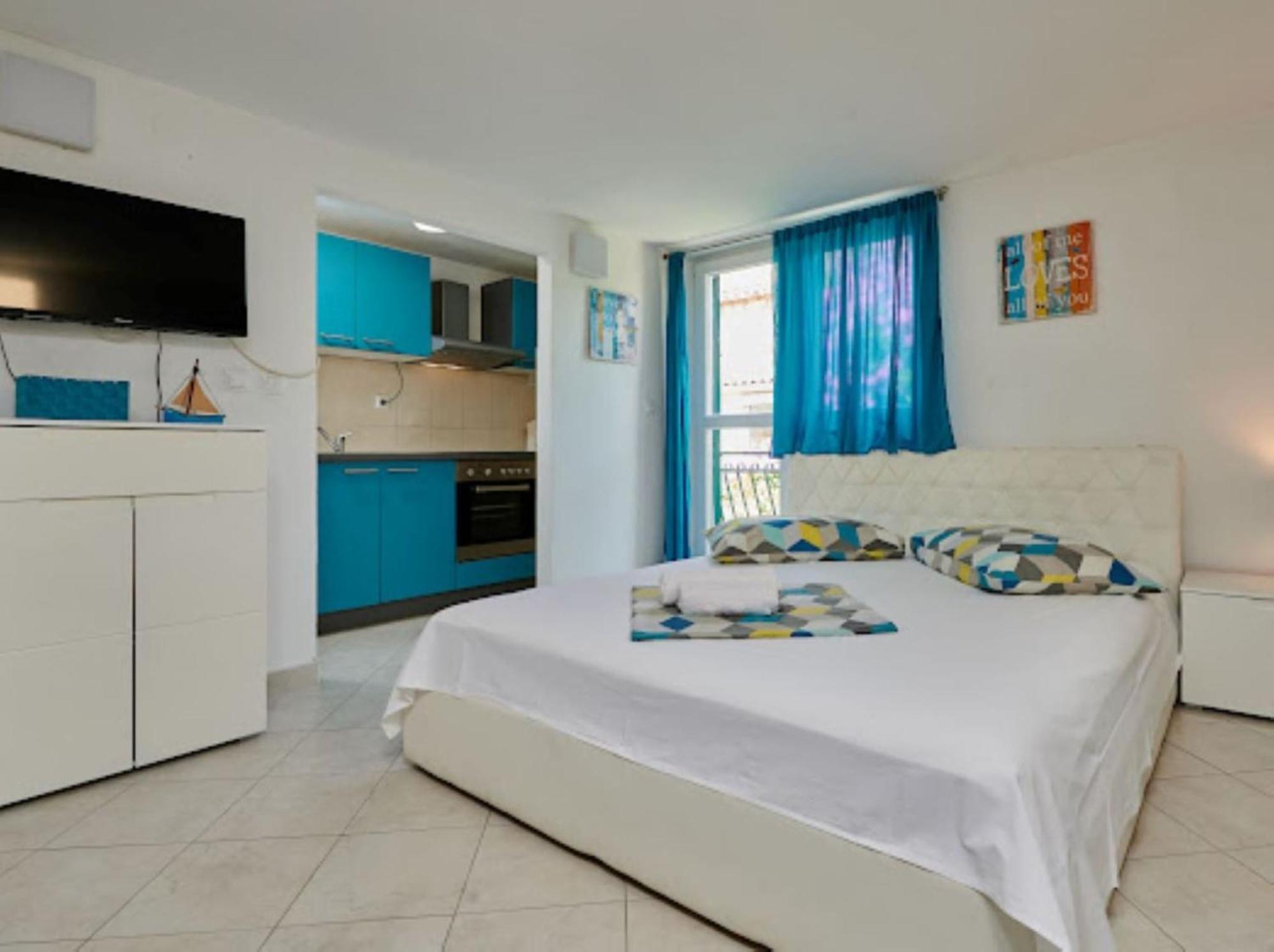 Guesthouse Ana Trogir Old Town Quarto foto