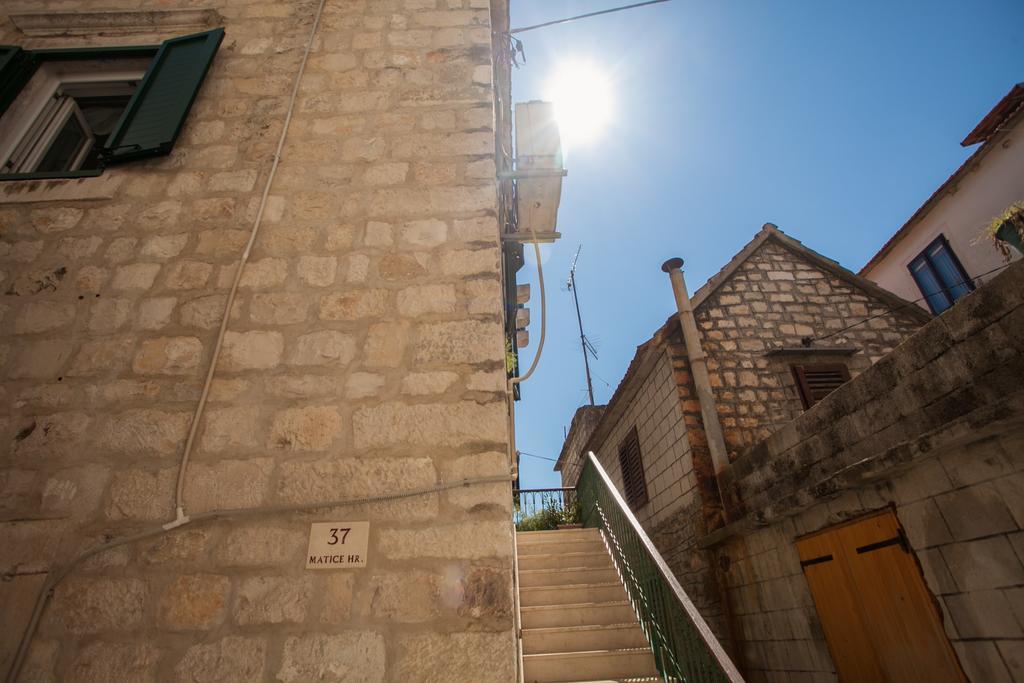 Guesthouse Ana Trogir Old Town Exterior foto