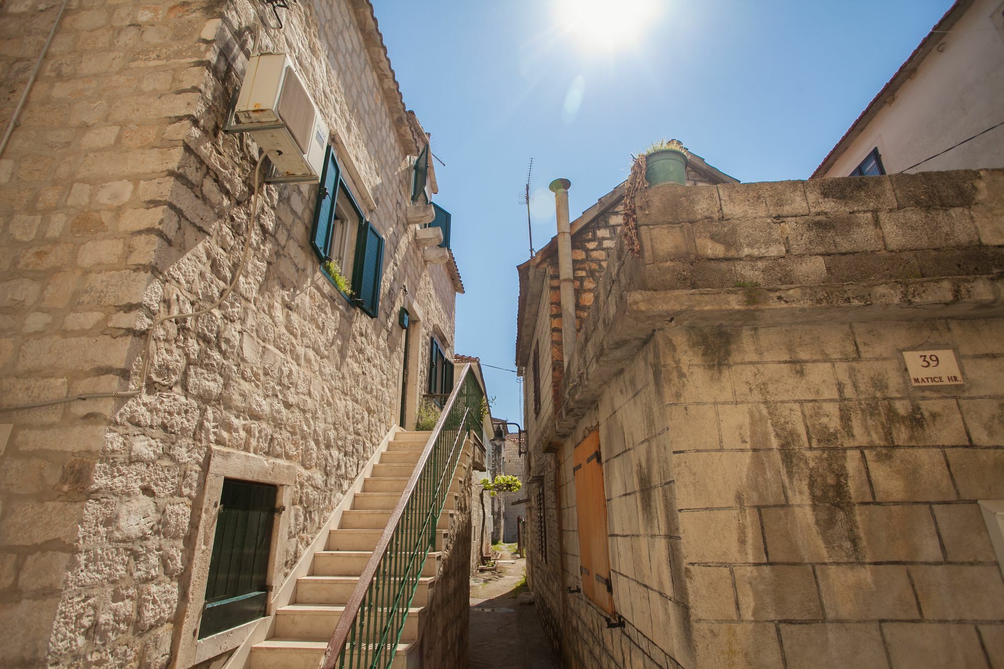 Guesthouse Ana Trogir Old Town Exterior foto